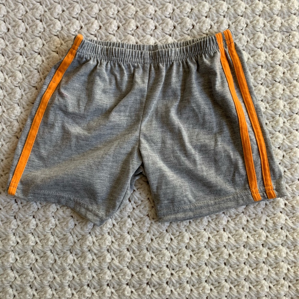 Carters 2T gym shorts